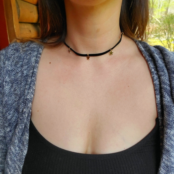 New Dainty Black Choker w/Gold Stars - Picture 9 of 10